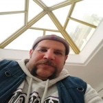 تصویر پروفایل میلاد