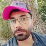 تصویر پروفایل علی