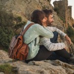 سایت نازیار هلو چند عضو آنلاین دارد؟